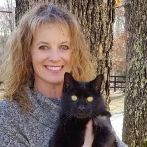 Meet your Posher, Leslie